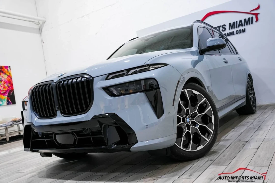 2025 BMW G07 X7 - Image 2 of 12