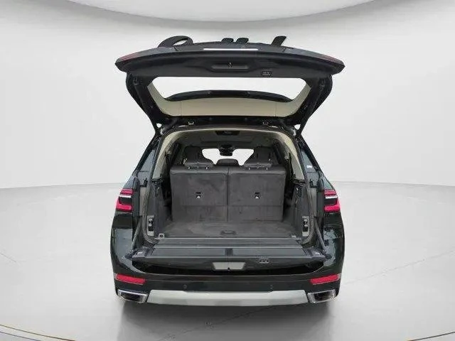 2025 BMW G07 X7 - Image 9 of 19