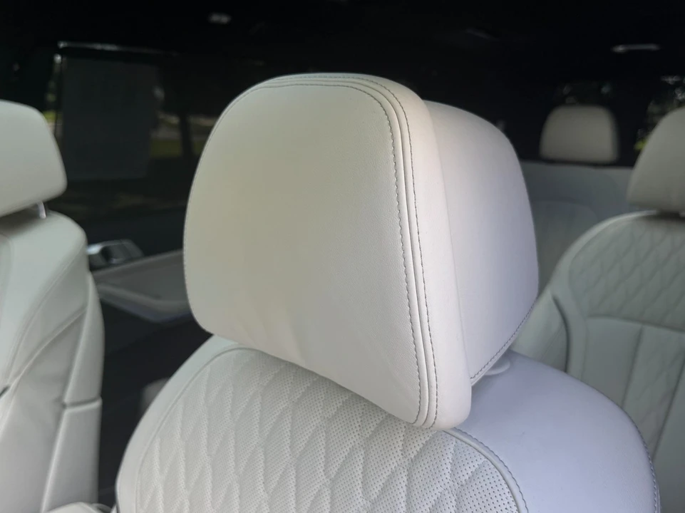 2025 BMW G07 X7 - Image 15 of 21