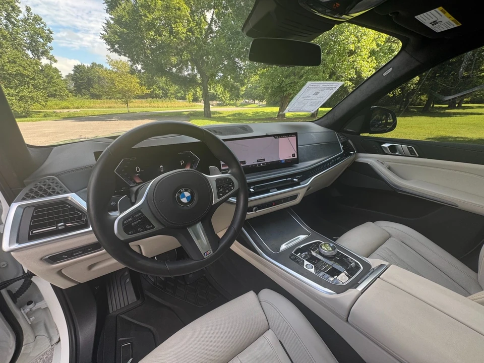 2025 BMW G07 X7 - Image 10 of 12