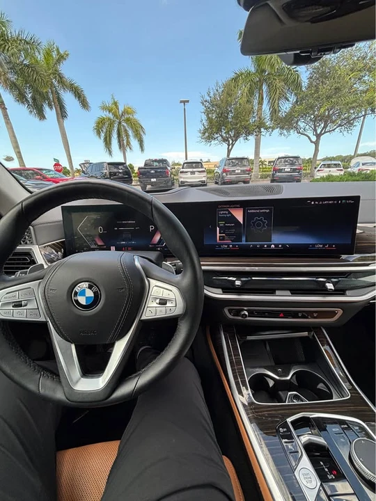 2025 BMW G07 X7 - Image 17 of 18