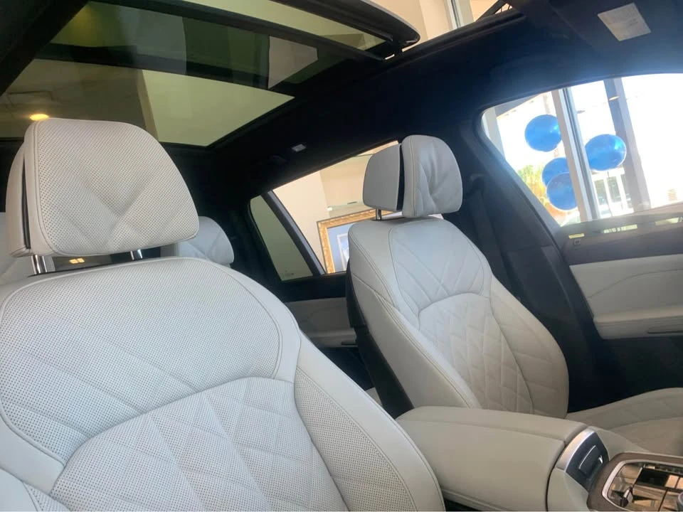 2025 BMW G07 X7 - Image 8 of 10