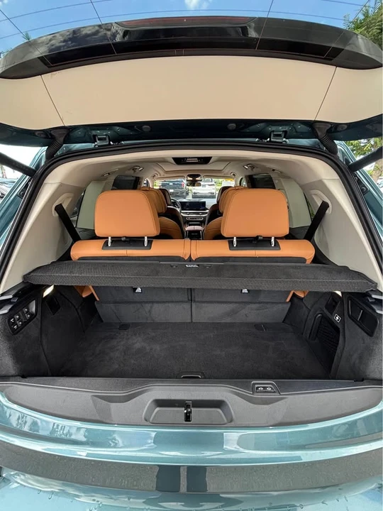 2025 BMW G07 X7 - Image 14 of 18