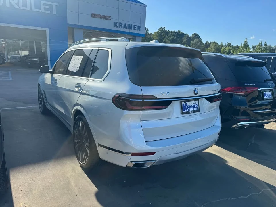 2025 BMW G07 X7 - Image 2 of 5