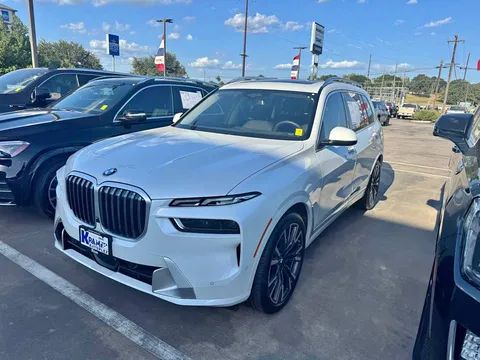 2025 BMW X7 xDrive40i Sport Utility 4D
