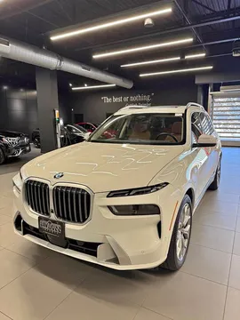 2025 BMW X7 xDrive40i Sport Utility 4D