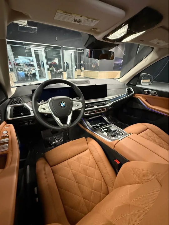 2025 BMW G07 X7 - Image 8 of 9