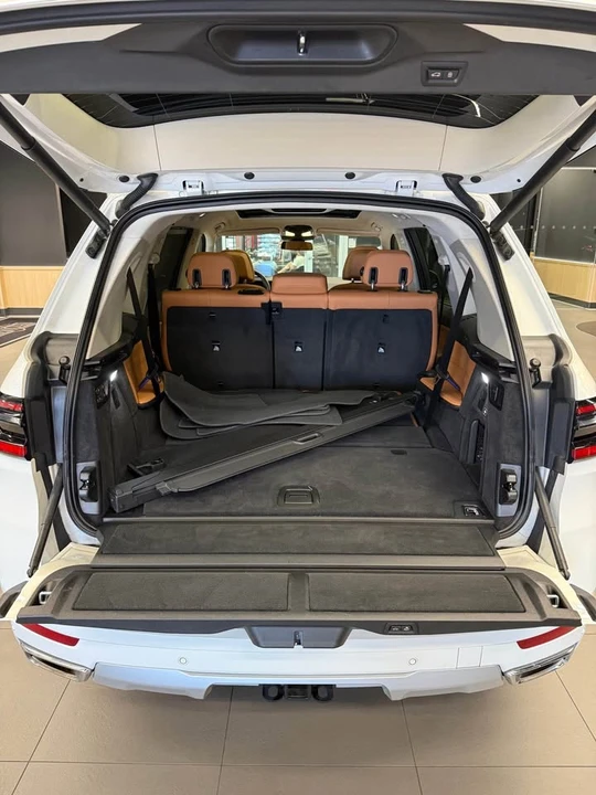 2025 BMW G07 X7 - Image 5 of 9