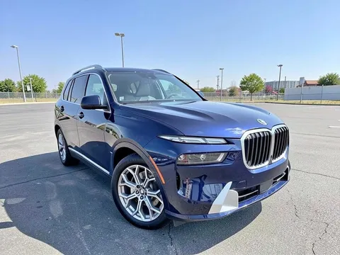 2025 BMW X7 xDrive40i Sport Utility 4D