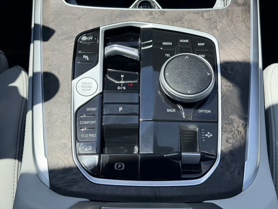 2025 BMW G07 X7 - Image 15 of 20