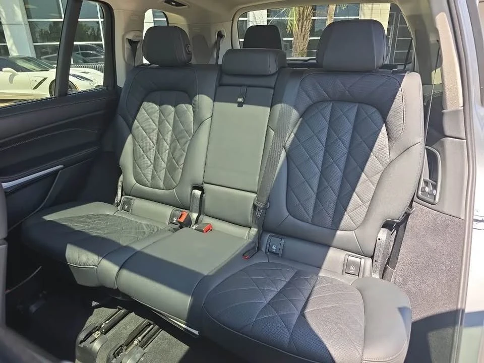 2025 BMW G07 X7 - Image 11 of 15