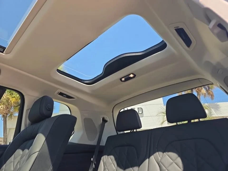 2025 BMW G07 X7 - Image 12 of 15