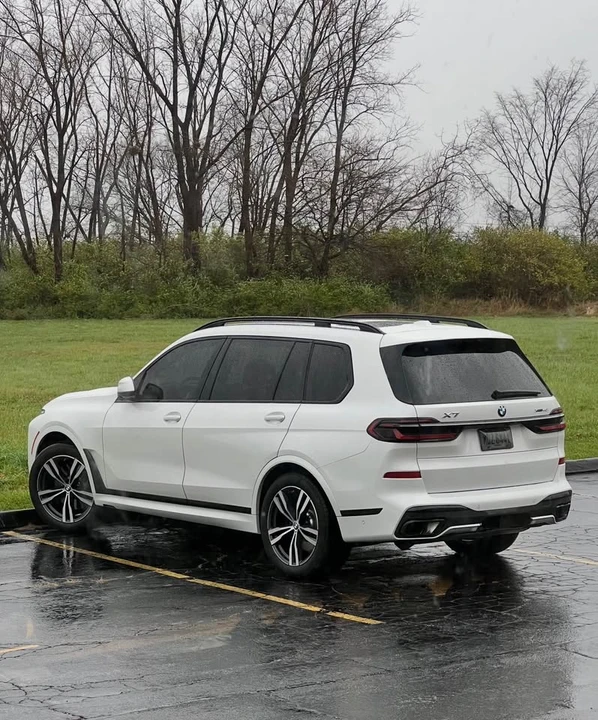 2025 BMW G07 X7 - Image 2 of 2