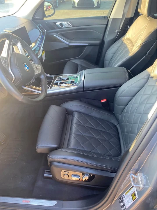 2025 BMW G07 X7 - Image 3 of 10