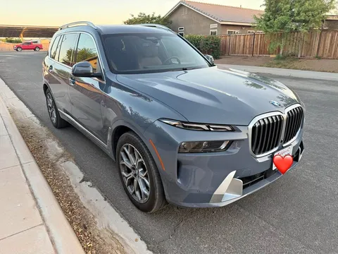 2025 BMW X7 xDrive40i Sport Utility 4D