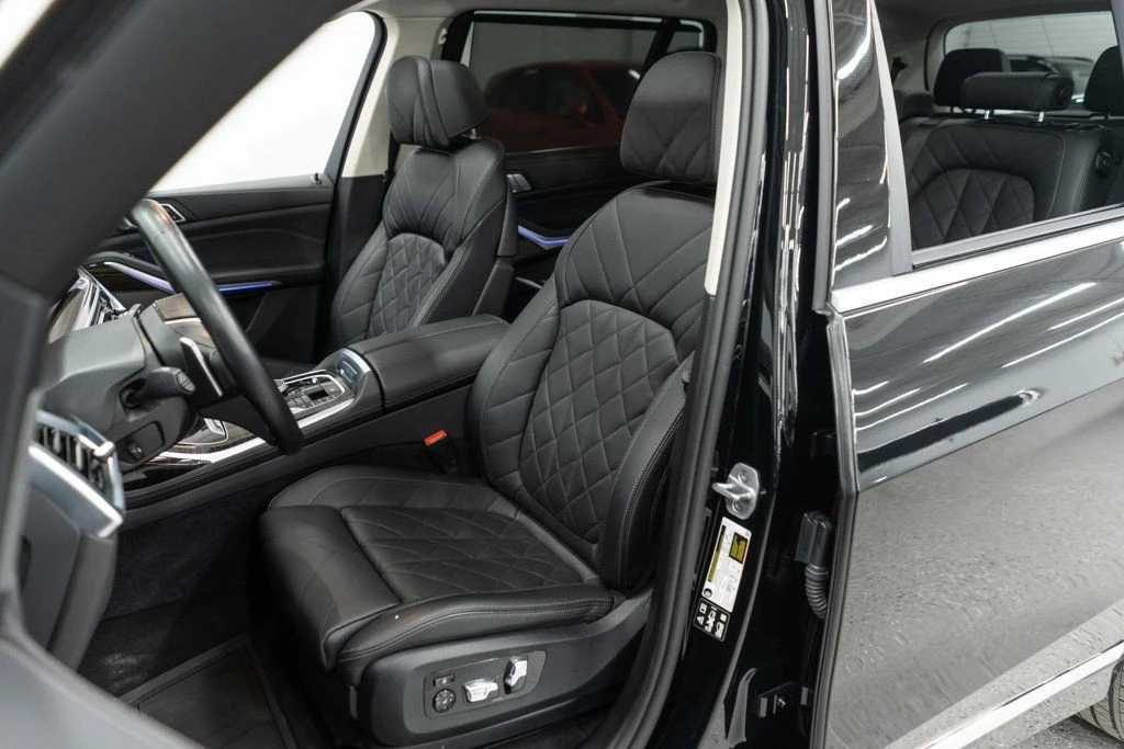 2025 BMW G07 X7 - Image 8 of 12