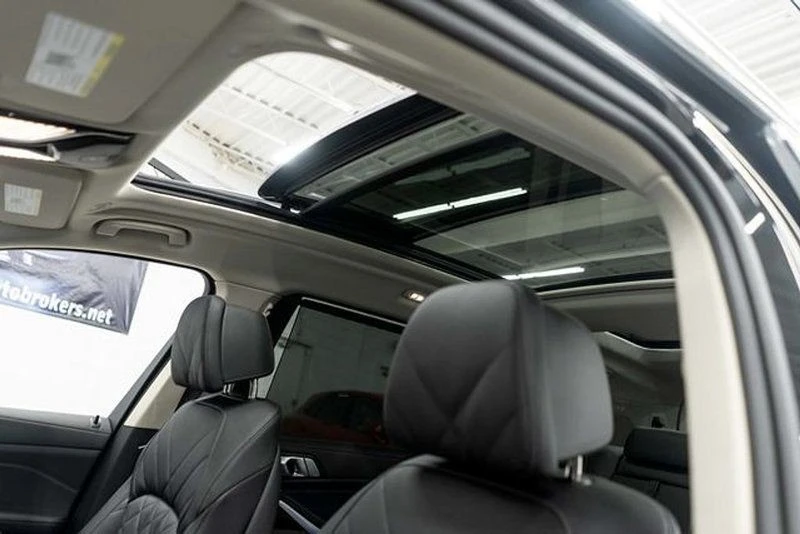 2025 BMW G07 X7 - Image 7 of 12
