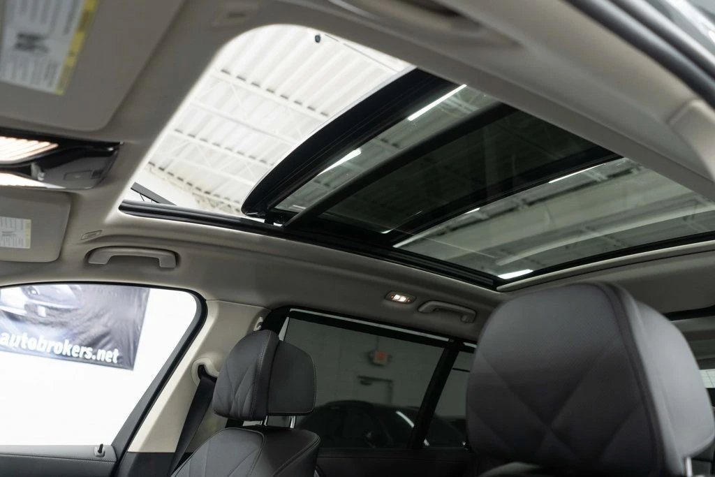 2025 BMW G07 X7 - Image 7 of 12