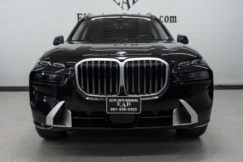 2025 BMW G07 X7 - Image 3 of 12