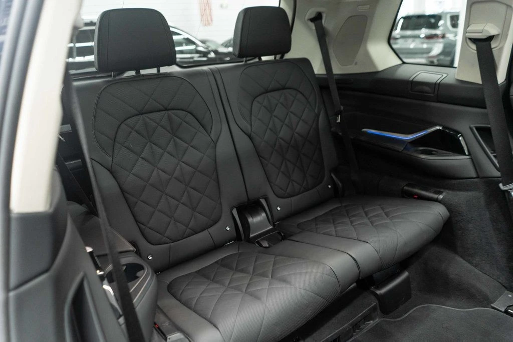 2025 BMW G07 X7 - Image 12 of 12