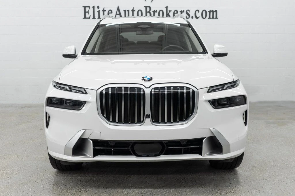2025 BMW G07 X7 - Image 3 of 12
