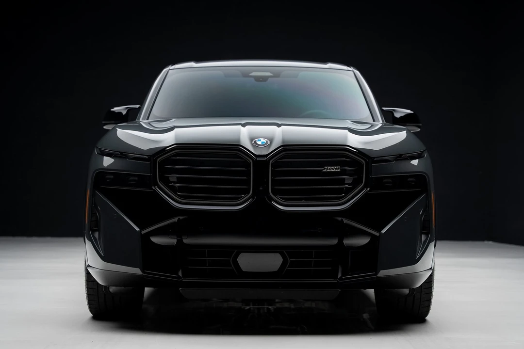 2025 BMW XM - Image 7 of 21
