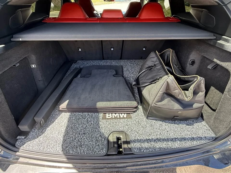 2025 BMW XM - Image 13 of 14