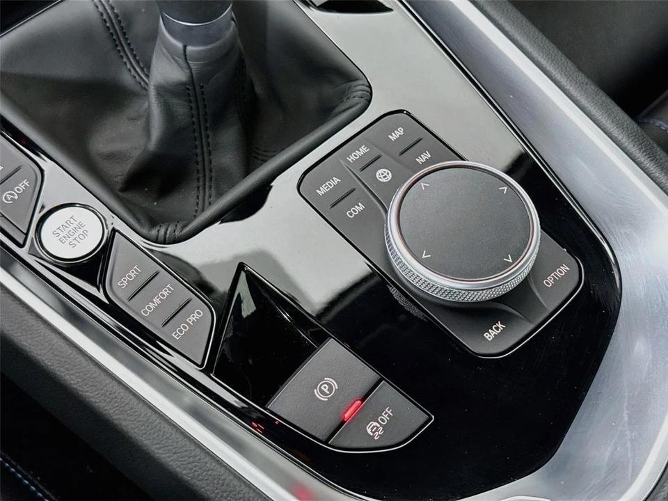 2025 BMW - Image 16 of 31