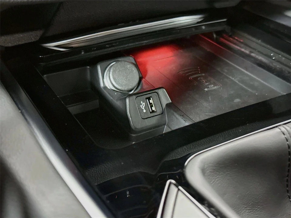 2025 BMW - Image 20 of 31