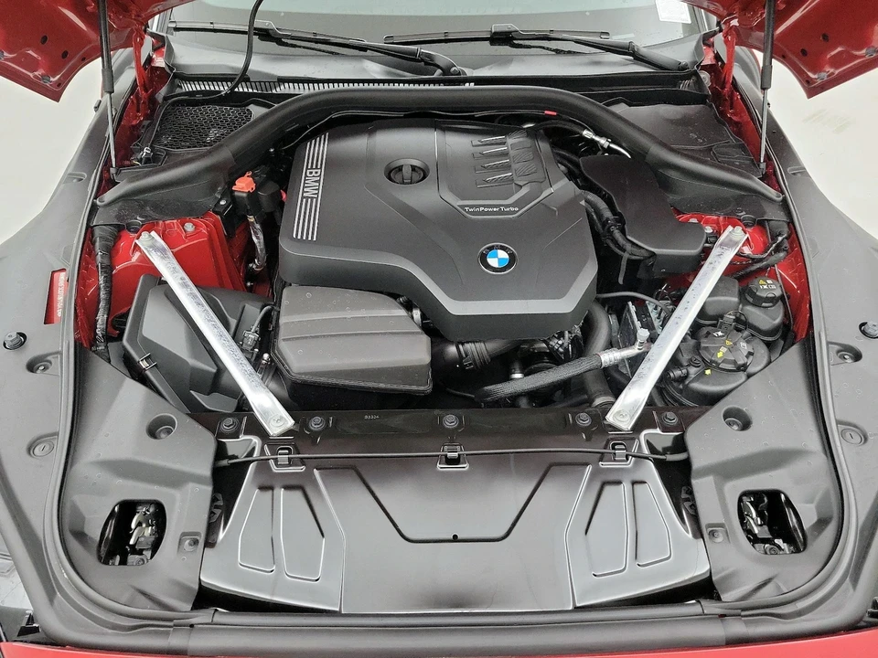 2025 BMW Z4 - Image 22 of 25