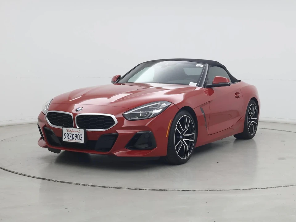2025 BMW Z4 - Image 5 of 25
