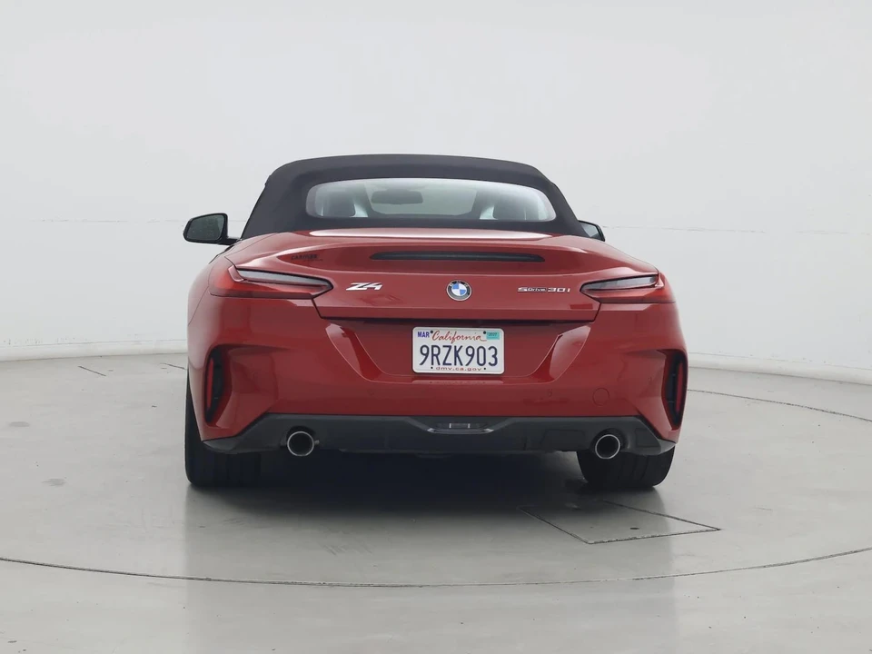 2025 BMW Z4 - Image 7 of 25