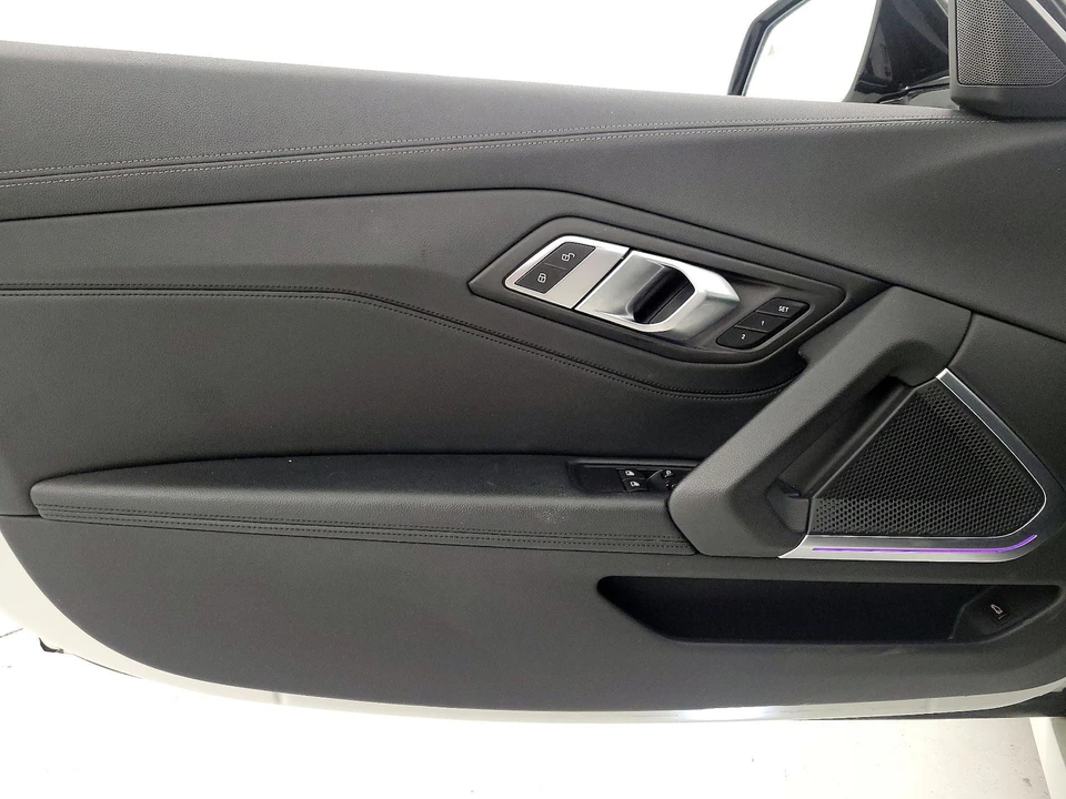 2025 BMW G29 Z4 Roadster - Image 13 of 26