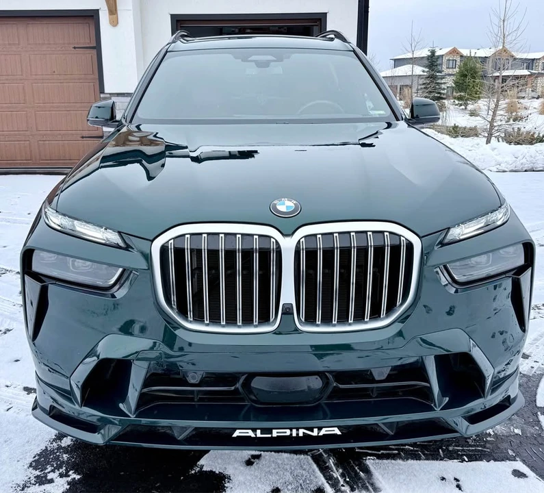 2025 BMW Alpina XB7 - Image 2 of 19
