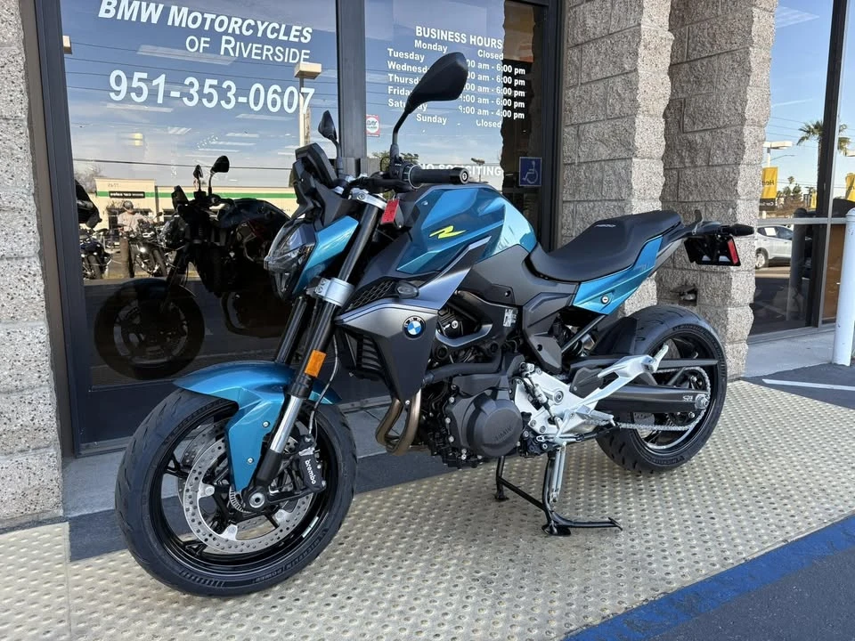 2025 BMW Motorcycles - Image 4 of 8
