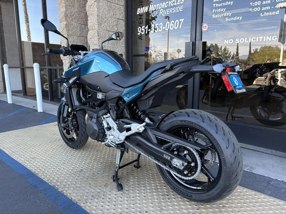 2025 BMW Motorcycles - Image 6 of 8