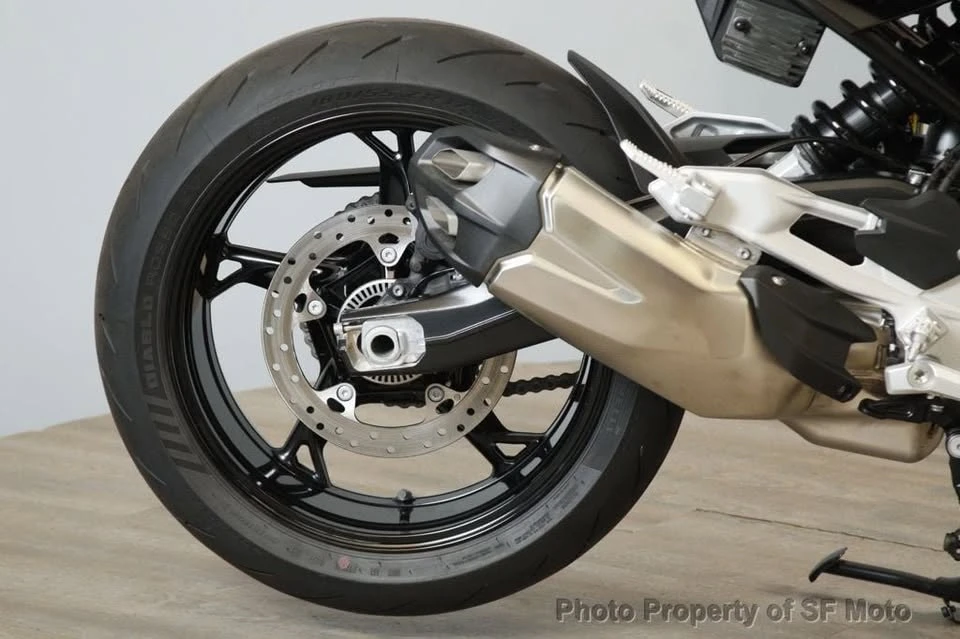 2025 BMW Motorcycles - Image 16 of 19