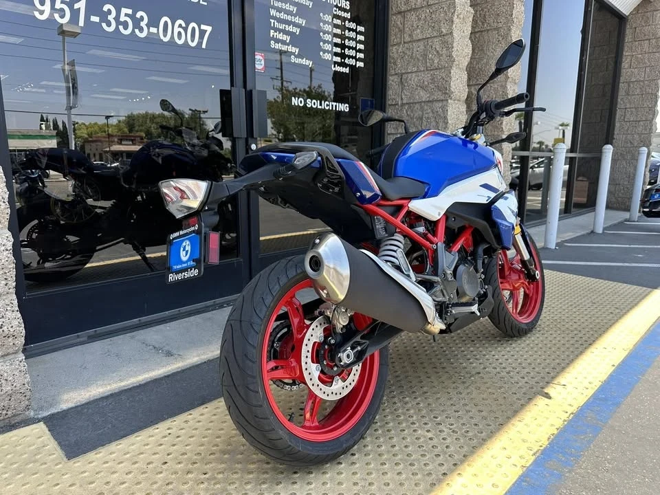 2025 BMW Motorcycles - Image 5 of 8