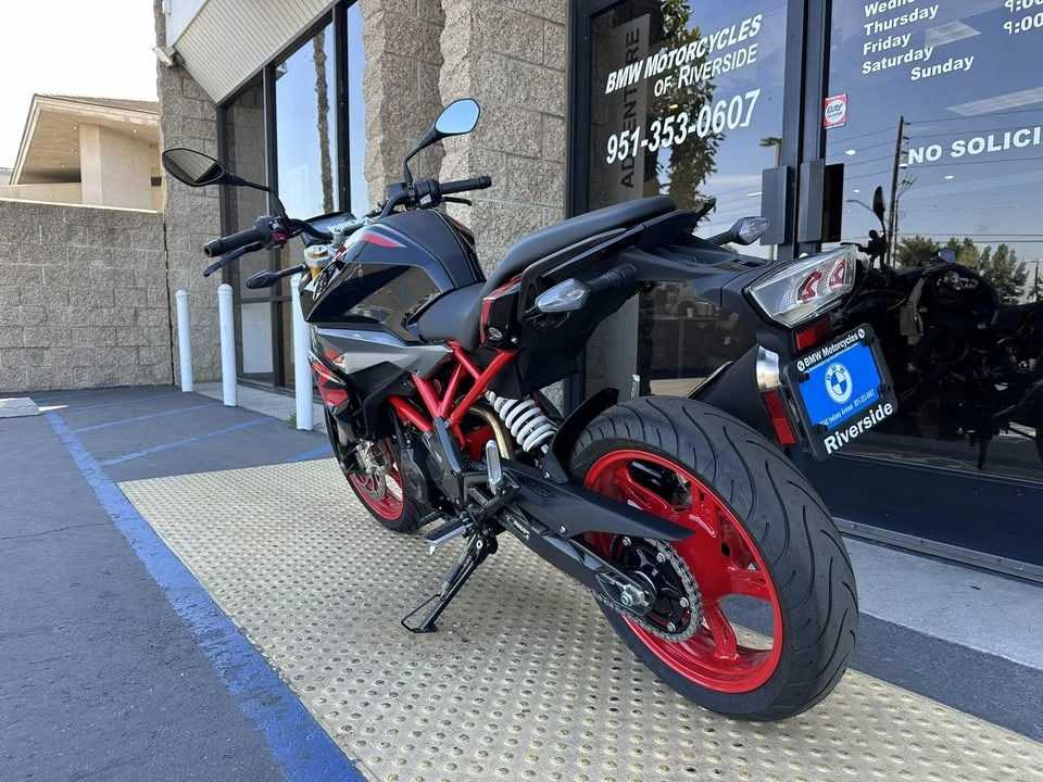 2025 BMW Motorcycles - Image 6 of 8