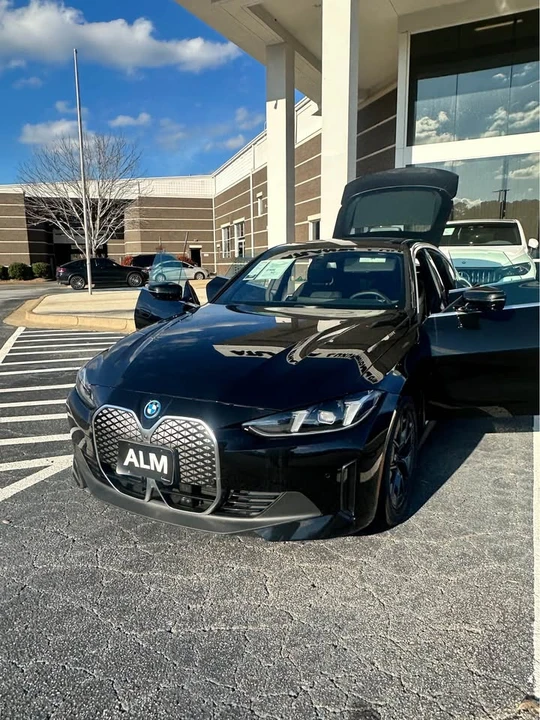 2025 BMW G26 i4 - Image 2 of 8