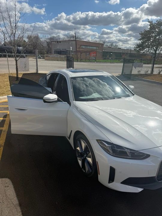 2025 BMW G26 i4 - Image 11 of 21
