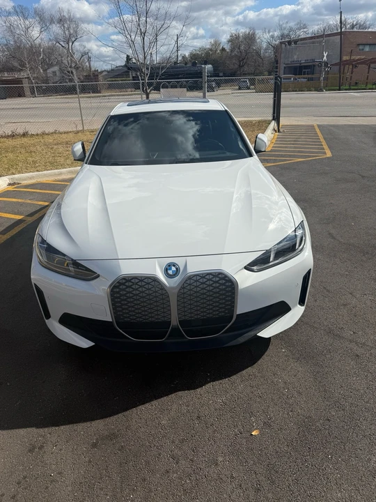 2025 BMW G26 i4 - Image 8 of 21