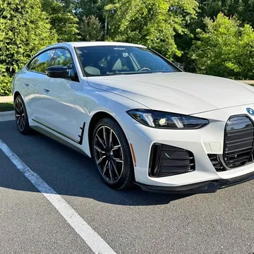 2025 BMW i4 M50