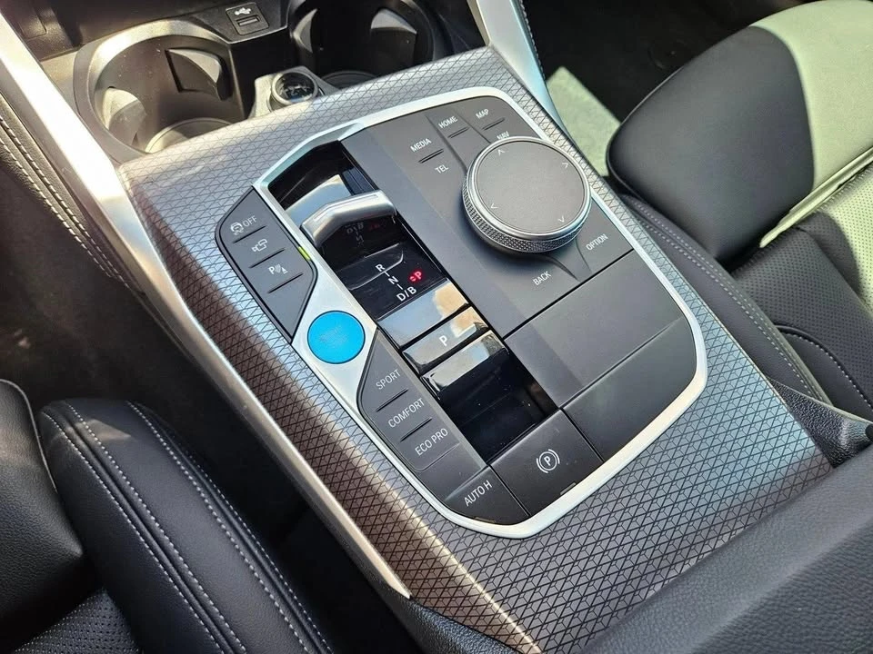 2025 BMW G26 i4 M50 - Image 14 of 20
