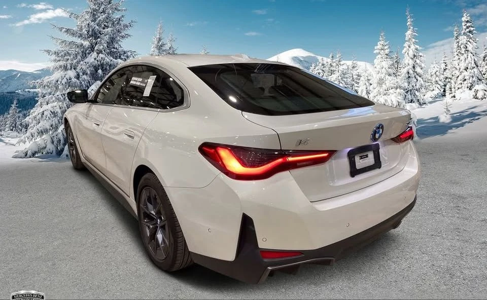 2025 BMW G26 i4 - Image 17 of 20