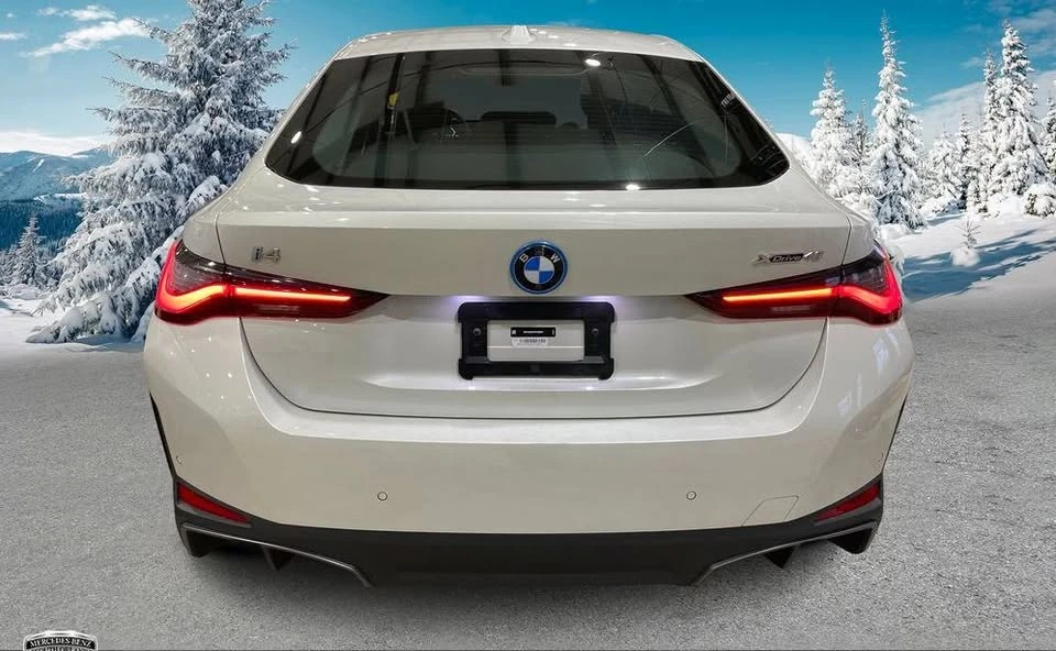 2025 BMW G26 i4 - Image 16 of 20