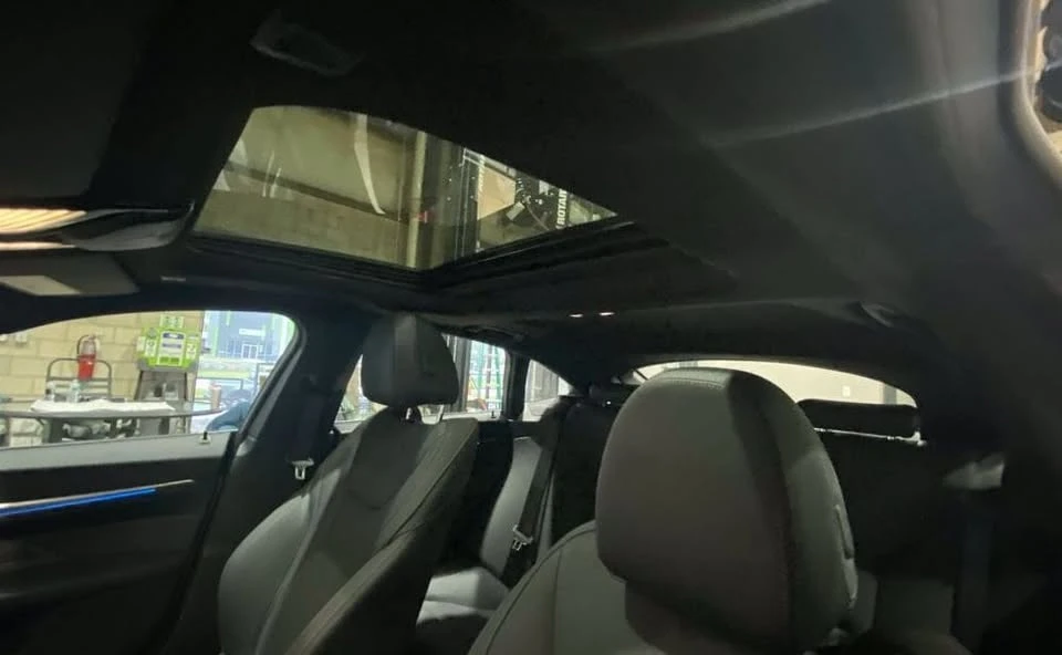 2025 BMW G26 i4 - Image 14 of 20