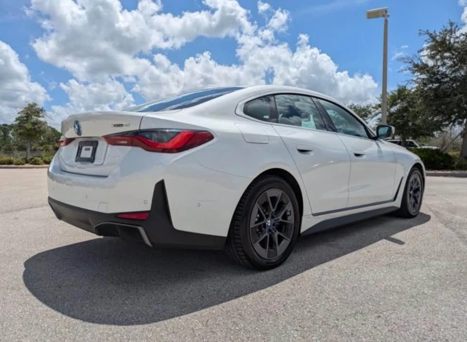 2025 BMW G26 i4 - Image 4 of 8