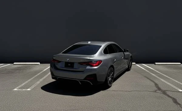 2025 BMW G26 i4 - Image 8 of 9