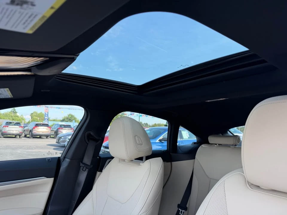 2025 BMW G26 i4 - Image 11 of 16
